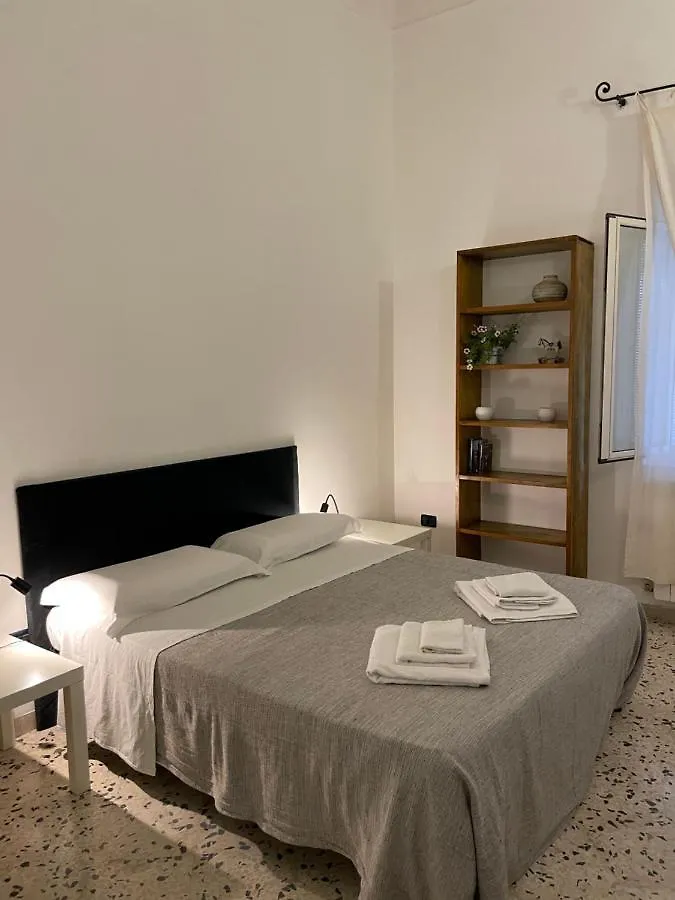 Homestay Casa Pacini 26 Apartment Palermo Italy