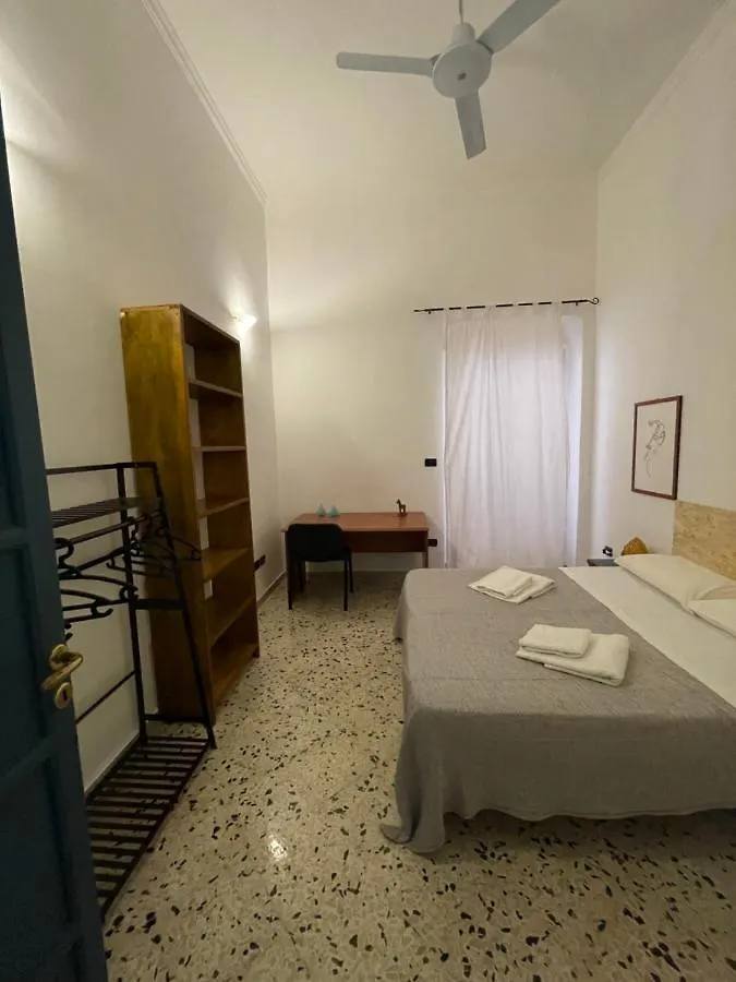 Homestay Casa Pacini 26 Apartment Palermo Italy